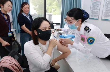 湘潭市中心医院成人预防接种门诊开诊